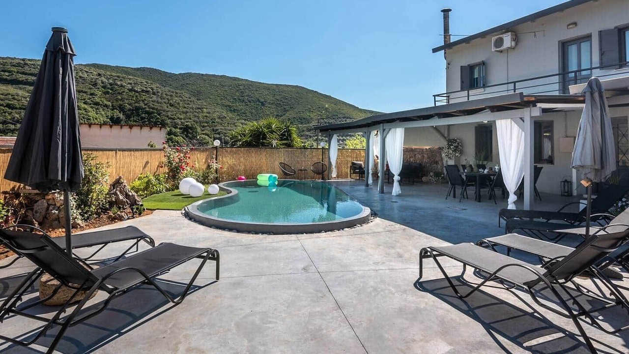 Photo of Outdoor in Vatolakkos