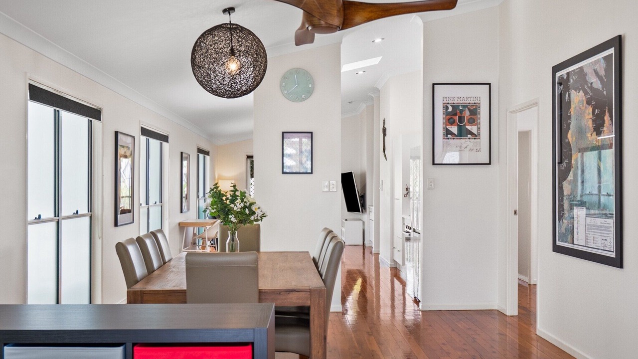 Photo of Livingroom in Annerley