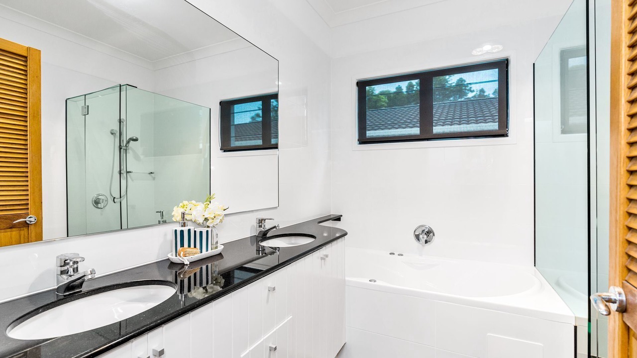 Photo of Bathroom in Currumbin