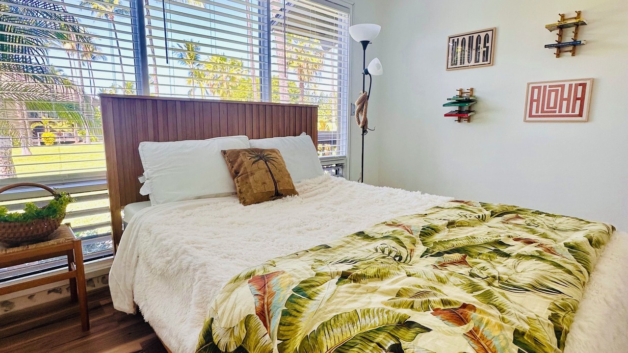 Photo of Bedroom in Kahaluu-Keauhou