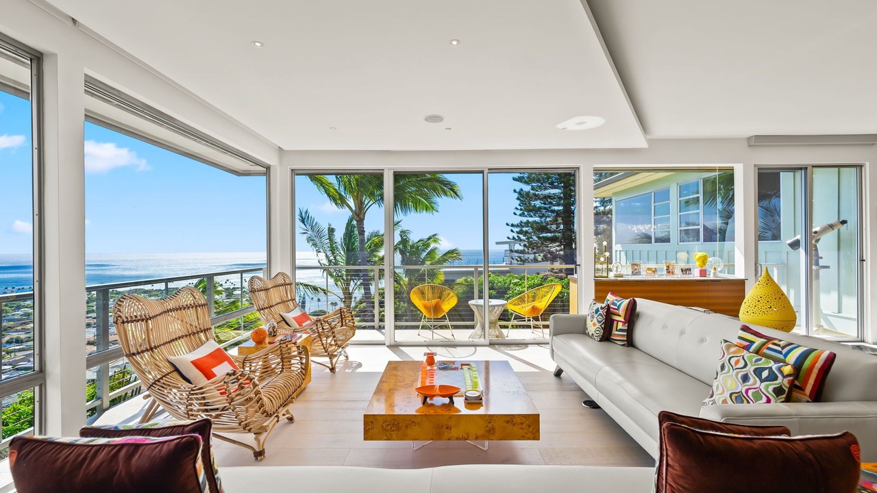 Photo of Patio Balcony in Waialae Iki Ridge