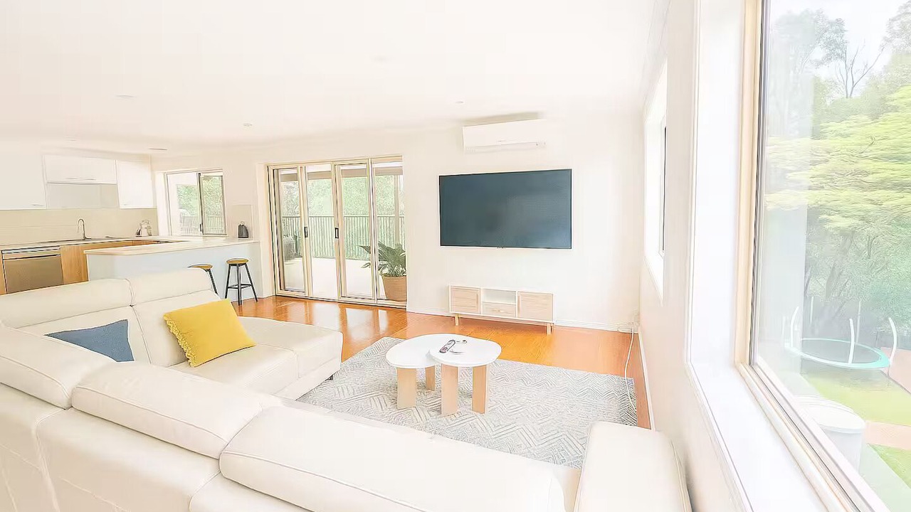 Photo of Livingroom in Currumbin Valley