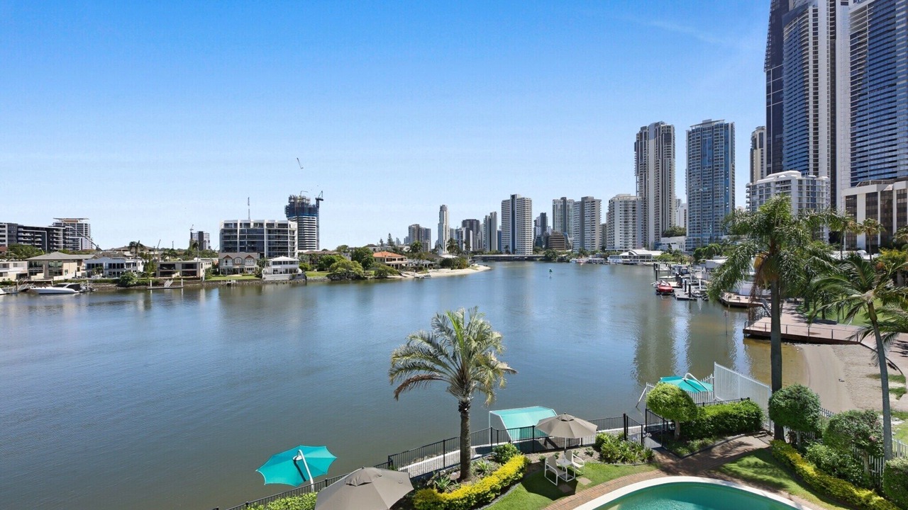 Photo of Others in Surfers Paradise