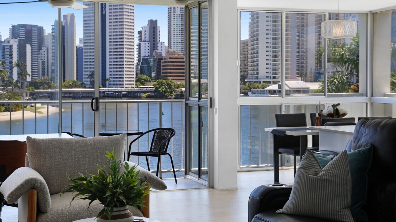 Photo of Livingroom in Surfers Paradise