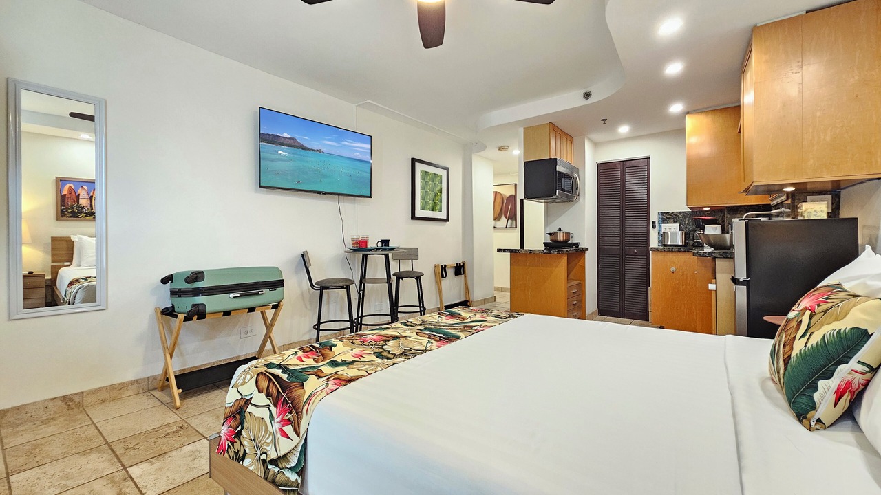 Photo of Bedroom in Waikiki