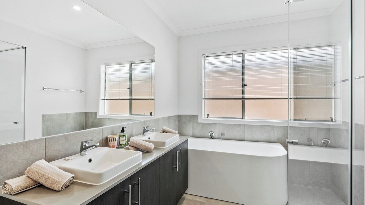 Photo of Bathroom in Crestmead