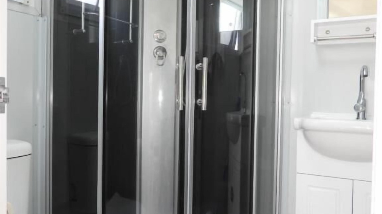 Photo of Bathroom in Glen Aplin