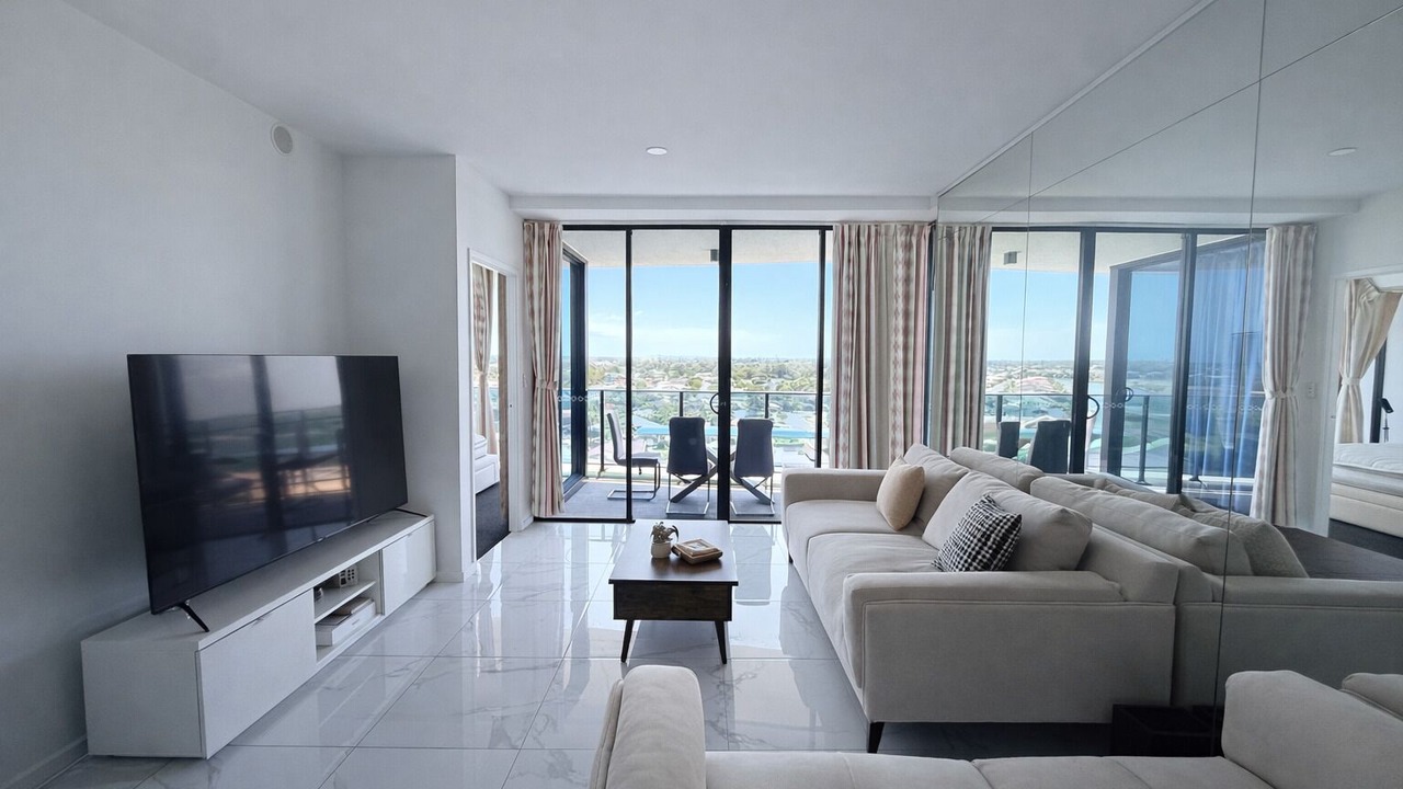 Photo of Livingroom in Biggera Waters
