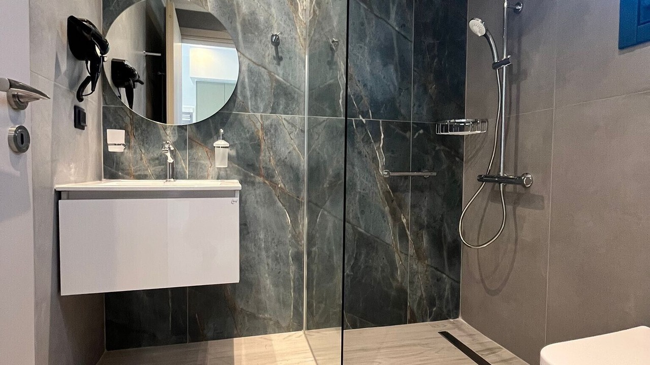 Photo of Bathroom in Agios Ioannis