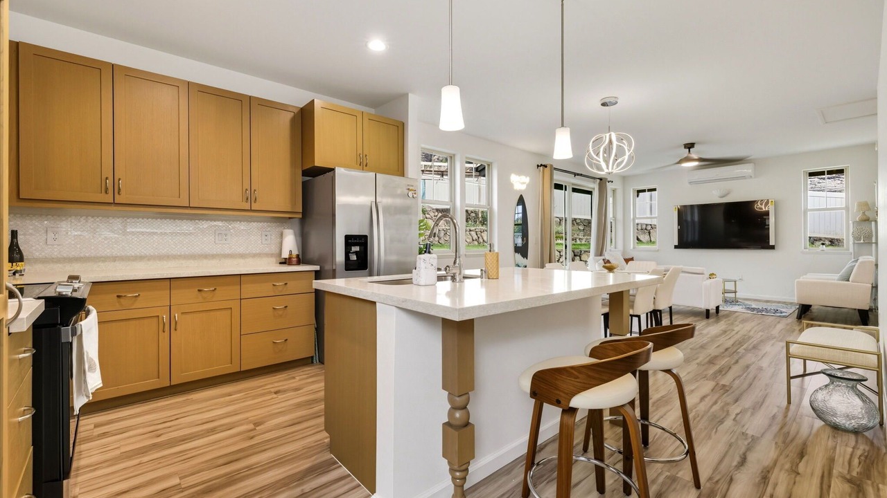 Photo of Kitchen in Makaha Valley