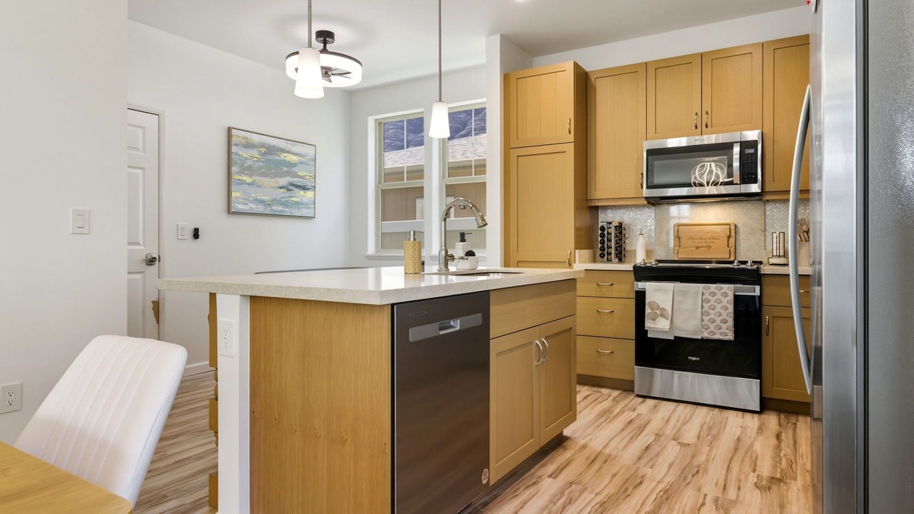 Photo of Kitchen in Makaha Valley