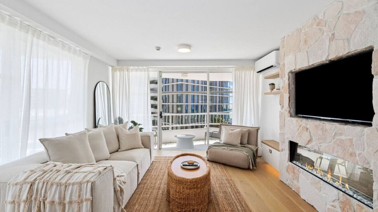 Photo of Livingroom in Palm Beach