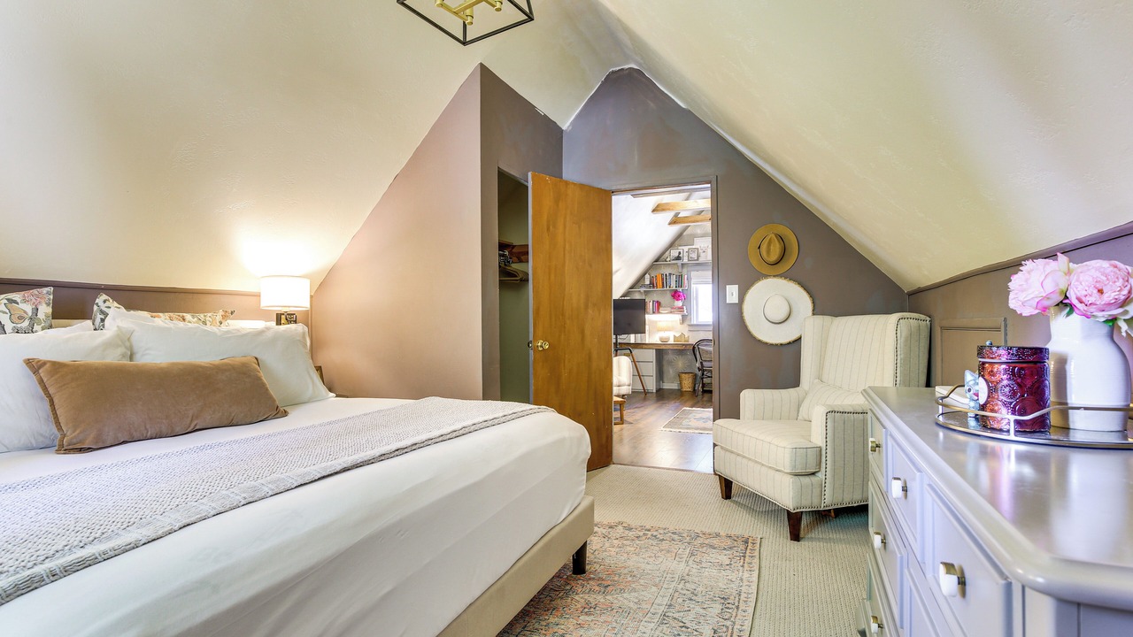 Photo of Bedroom in Arrowhead Villas