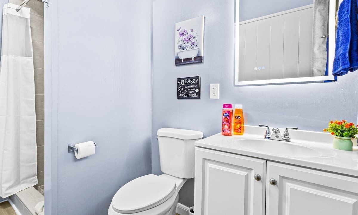 Photo of Bathroom in Pacific Heights