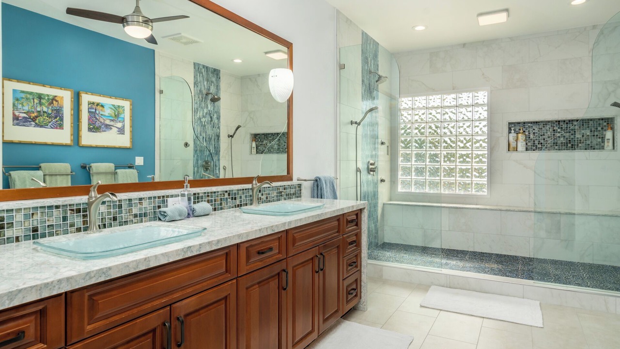 Photo of Bathroom in Kamuela