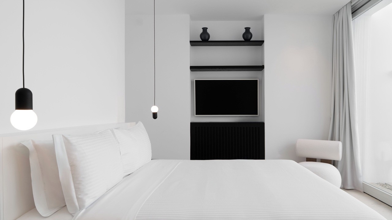 Photo of Bedroom in Oia