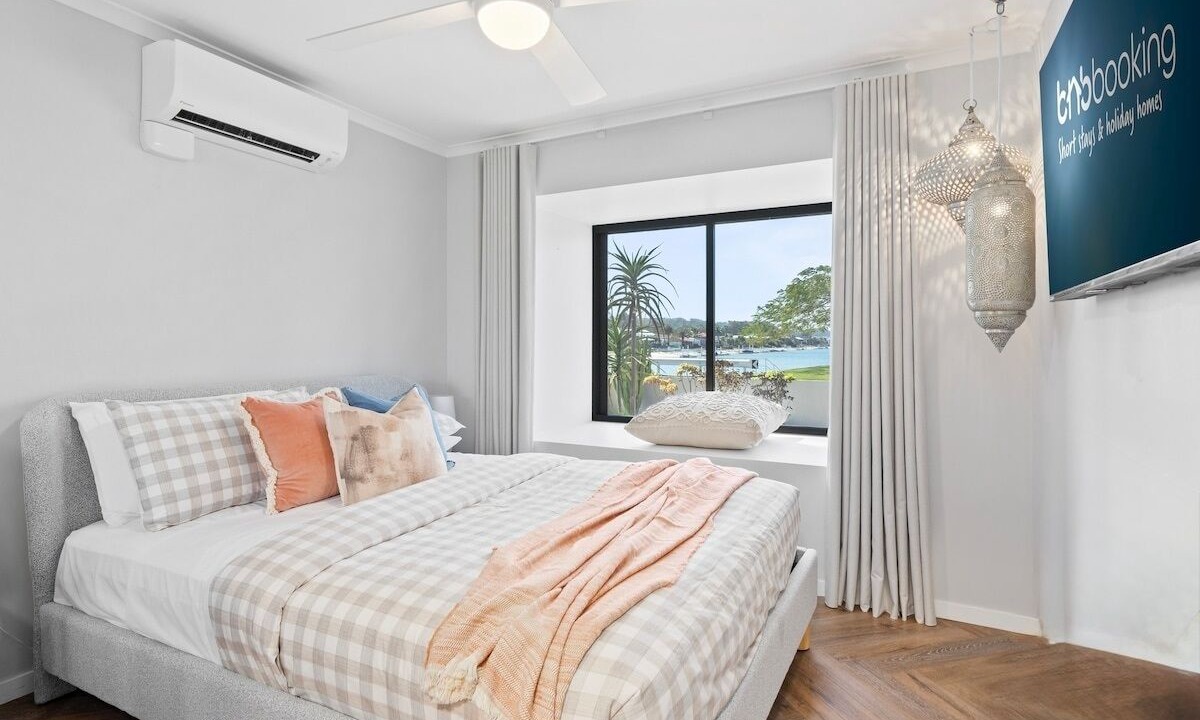 Photo of Bedroom in Palm Beach