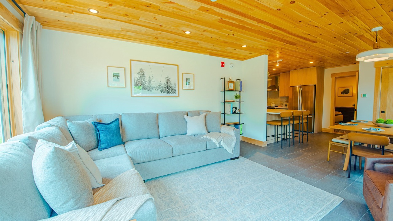 Photo of Livingroom in Carrabassett Valley