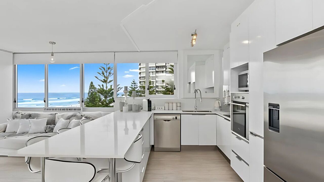 Photo of Kitchen in Main Beach