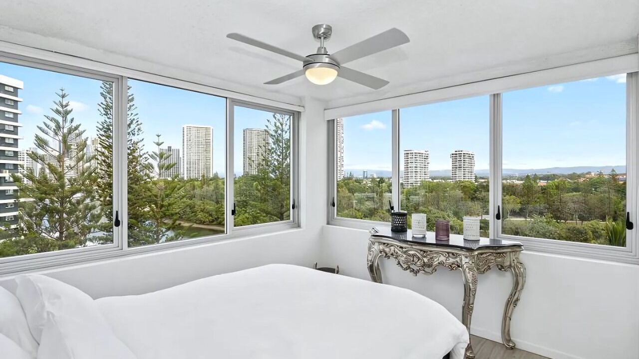 Photo of Bedroom in Main Beach