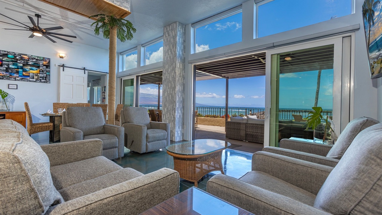 Photo of Livingroom in Maalaea