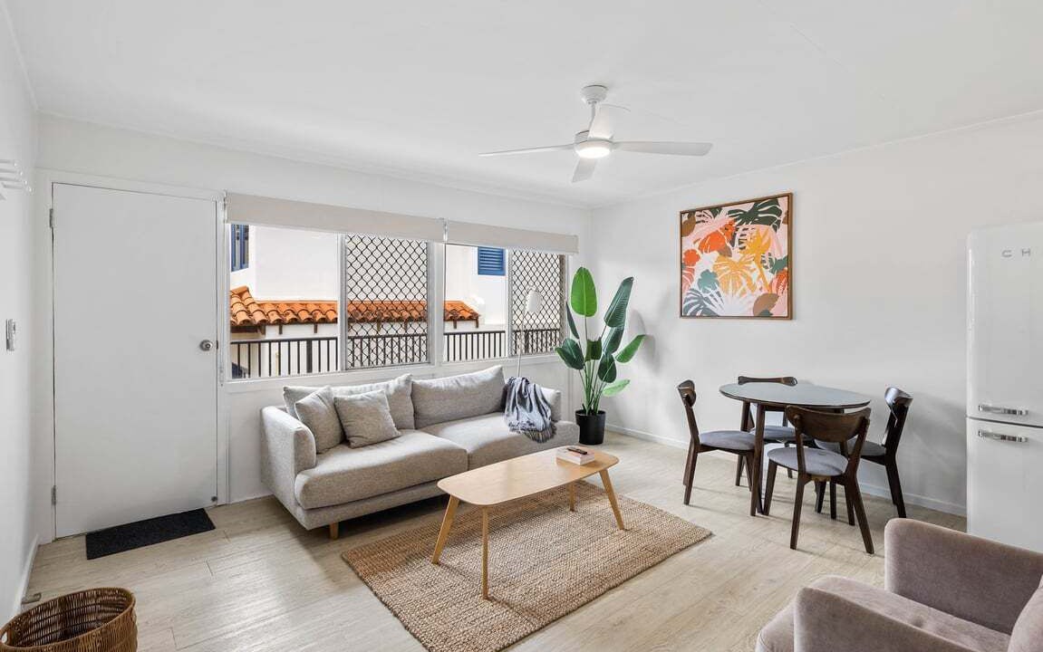 Photo of Livingroom in Mermaid Beach