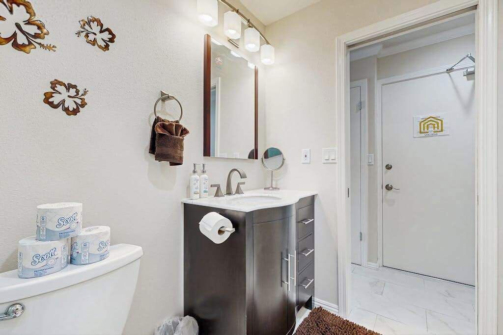Photo of Bathroom in Ualapue