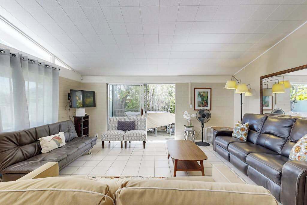 Photo of Livingroom in Portlock