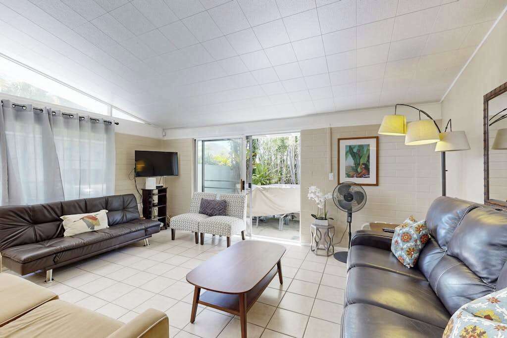 Photo of Livingroom in Portlock