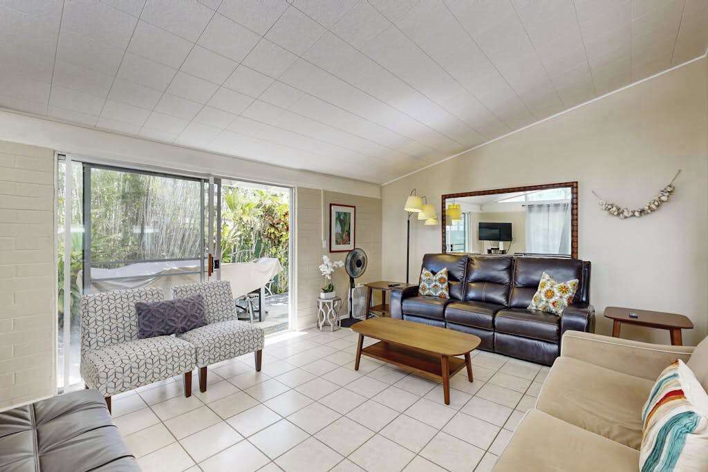 Photo of Livingroom in Portlock