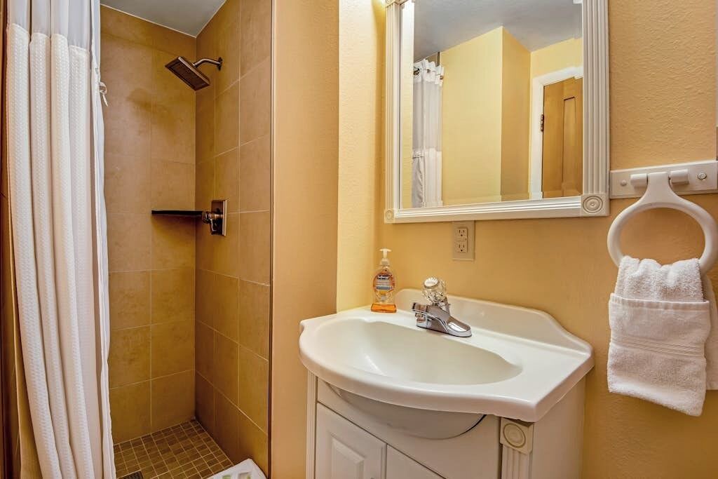 Photo of Bathroom in Dillon