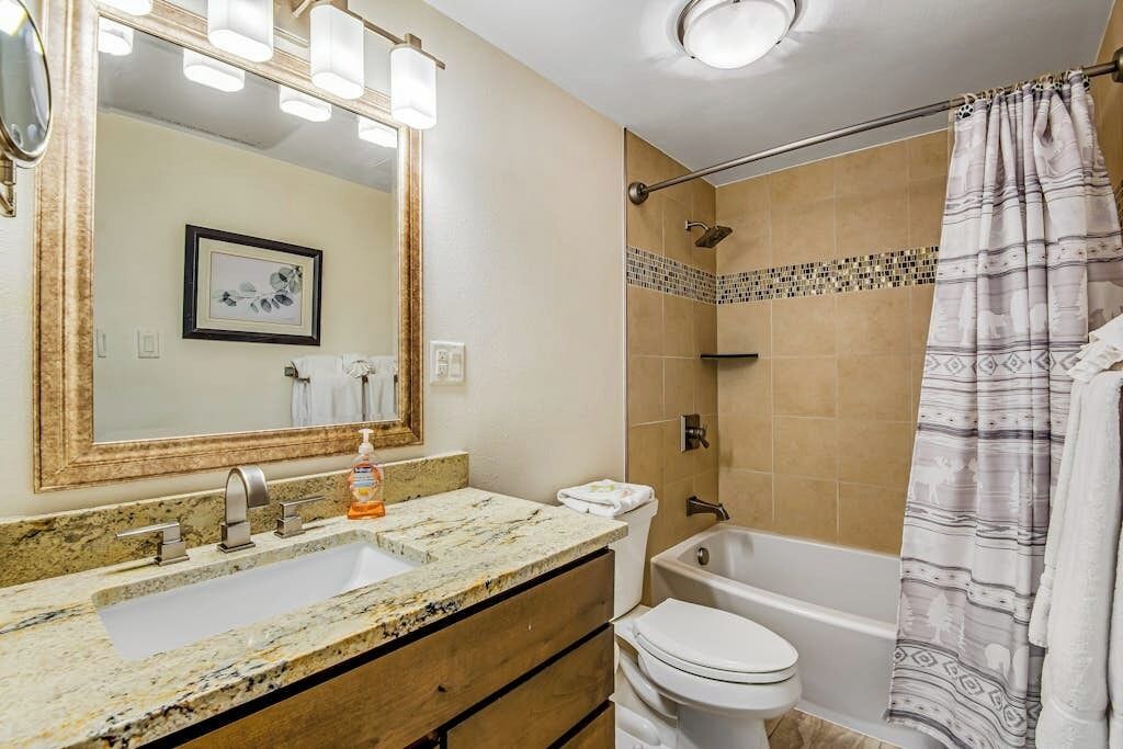 Photo of Bathroom in Dillon