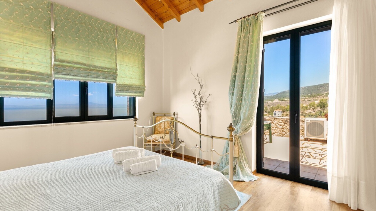 Photo of Bedroom in Lefktron