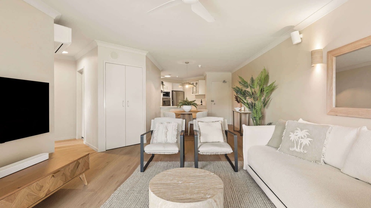 Photo of Livingroom in Palm Beach