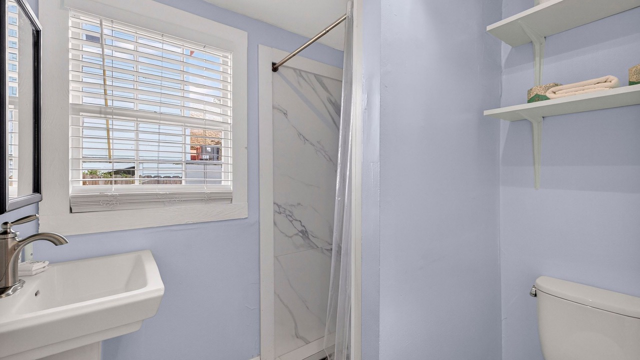 Photo of Bathroom in Beach Institute