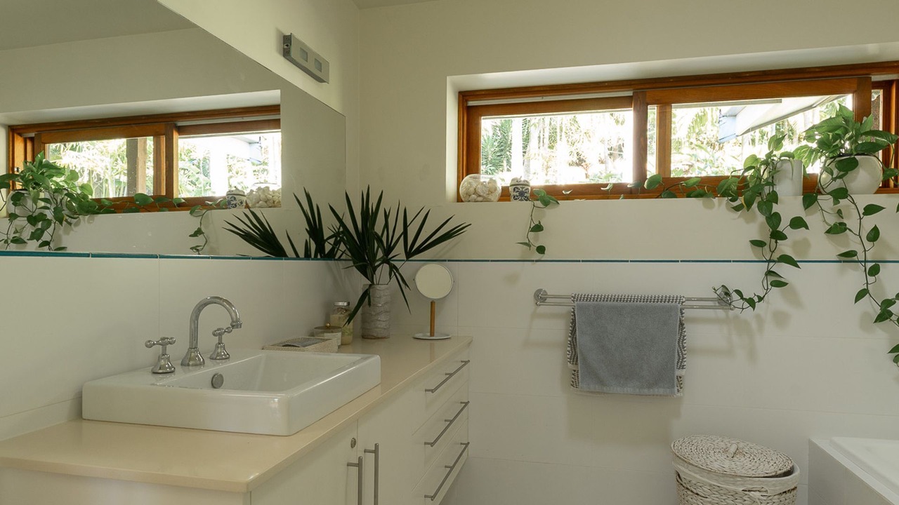 Photo of Bathroom in Federal