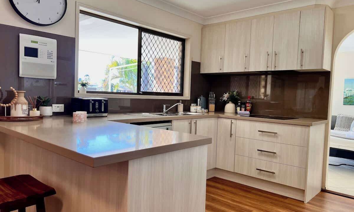 Photo of Kitchen in Mermaid Waters