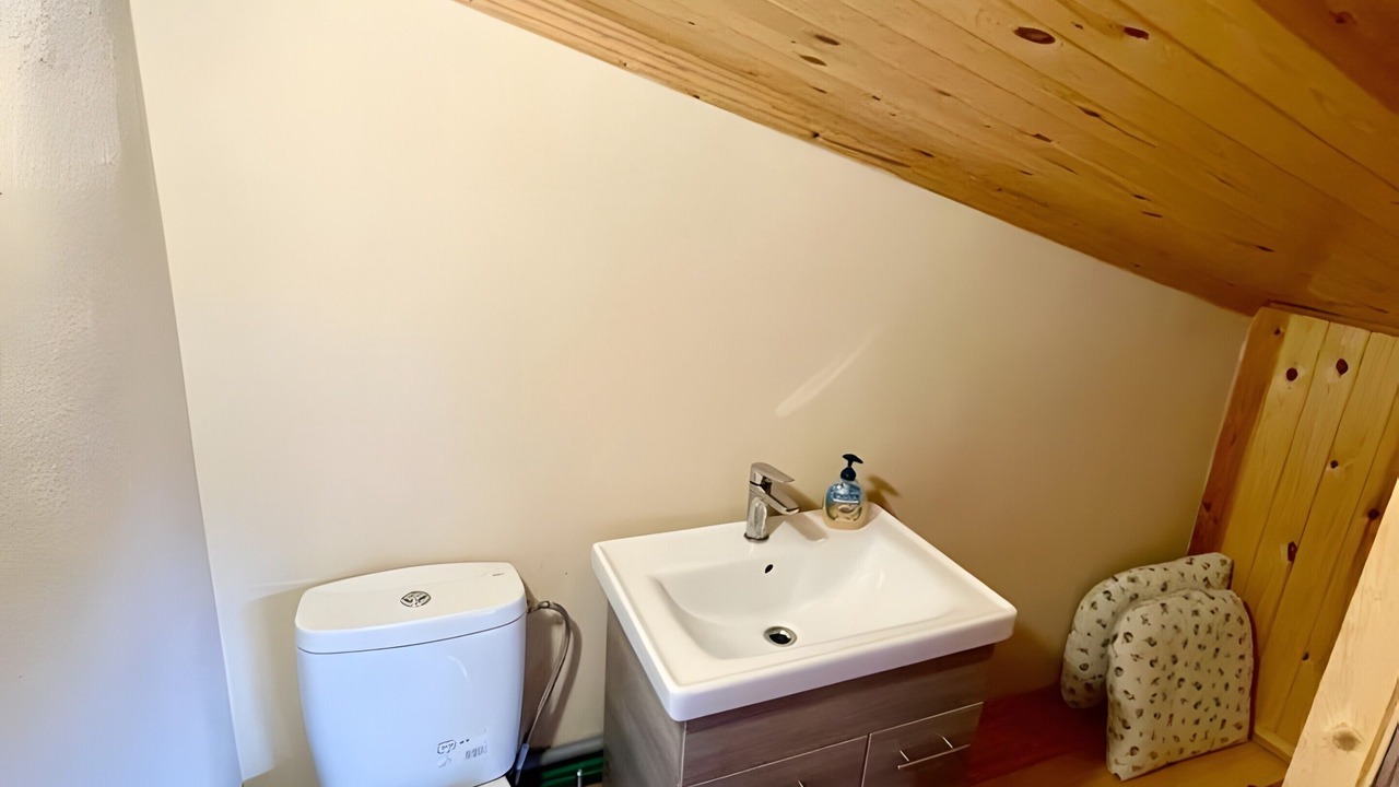 Photo of Bathroom in Pangaio