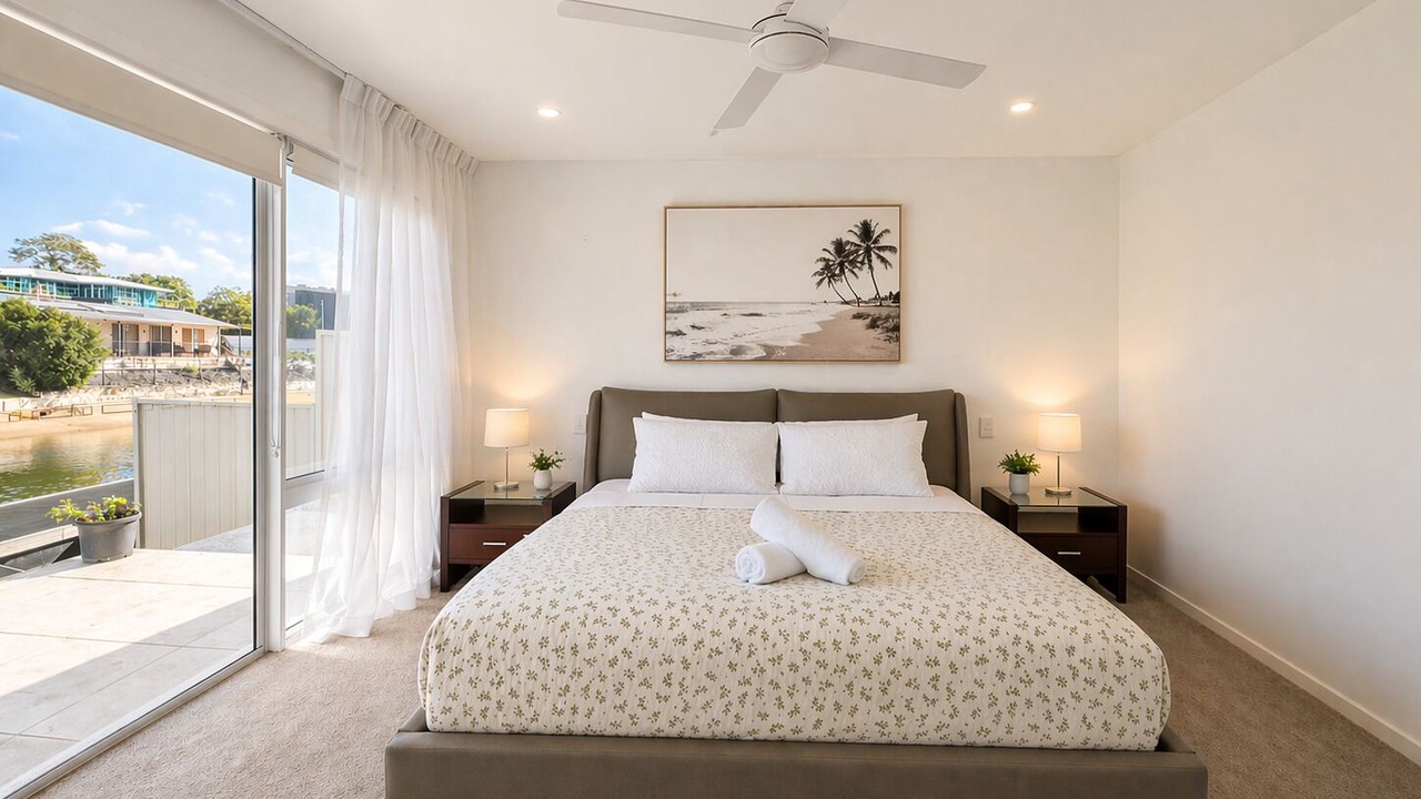 Photo of Bedroom in Broadbeach Waters