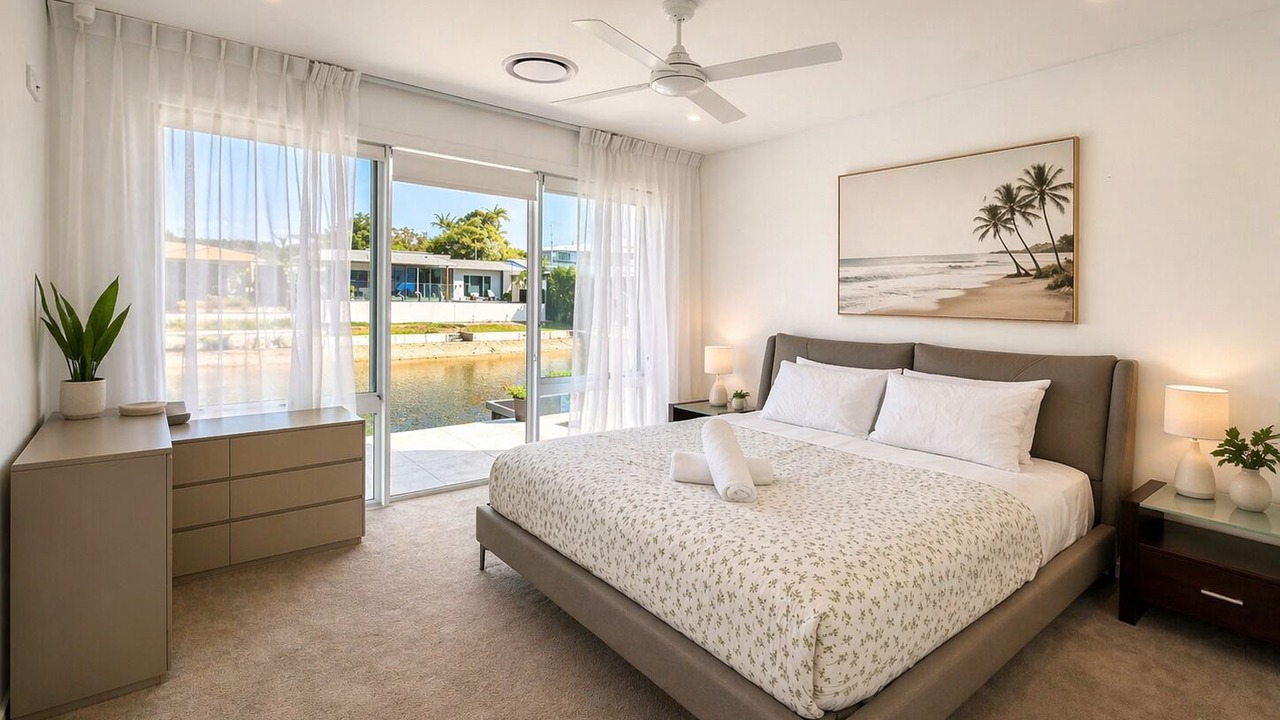 Photo of Bedroom in Broadbeach Waters