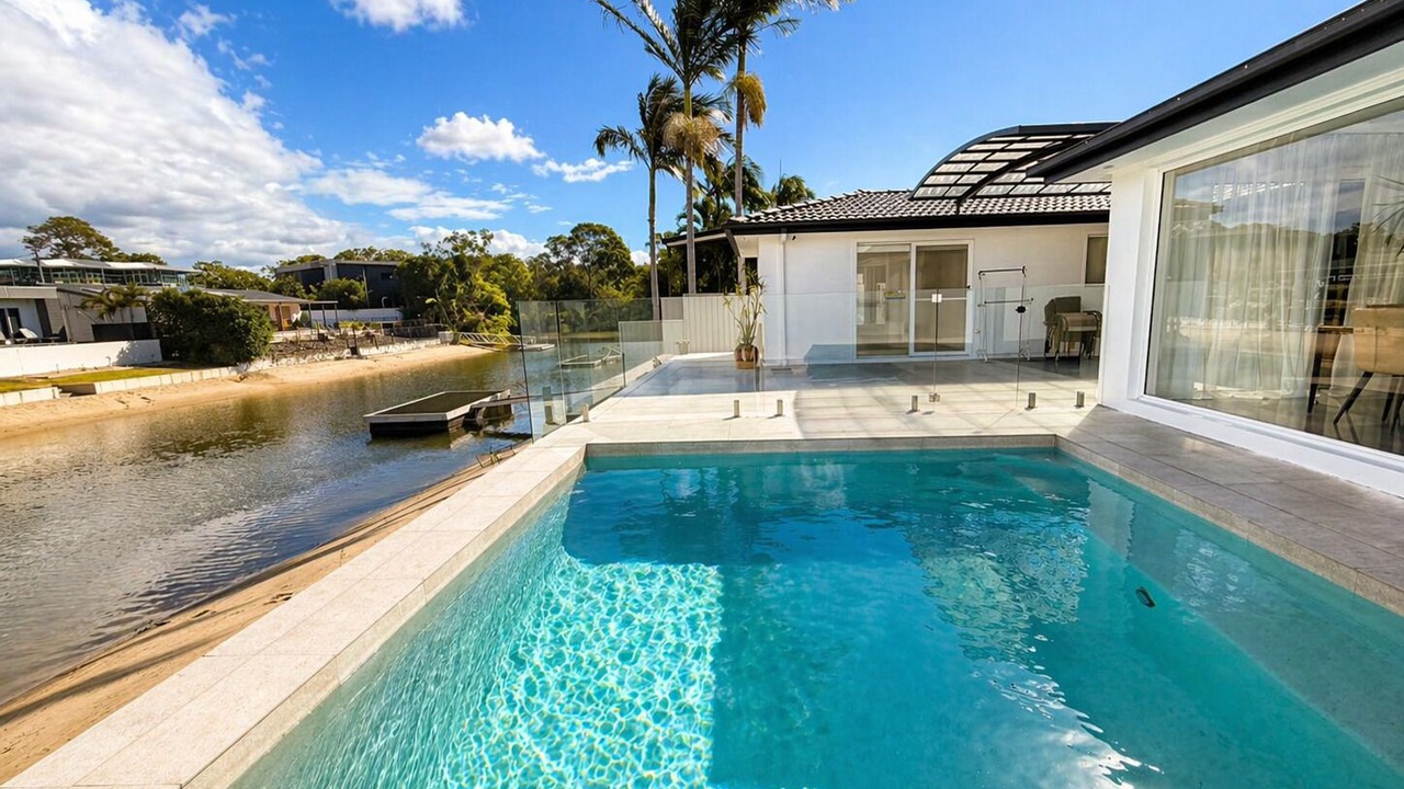 Photo of Outdoor in Broadbeach Waters