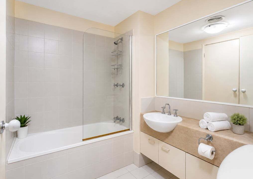 Photo of Bathroom in Mermaid Beach