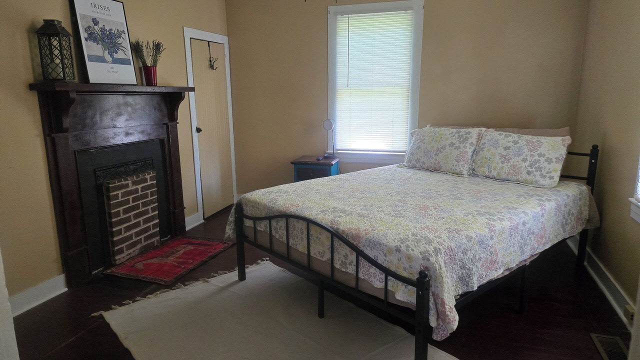 Photo of Bedroom in Mount Airy