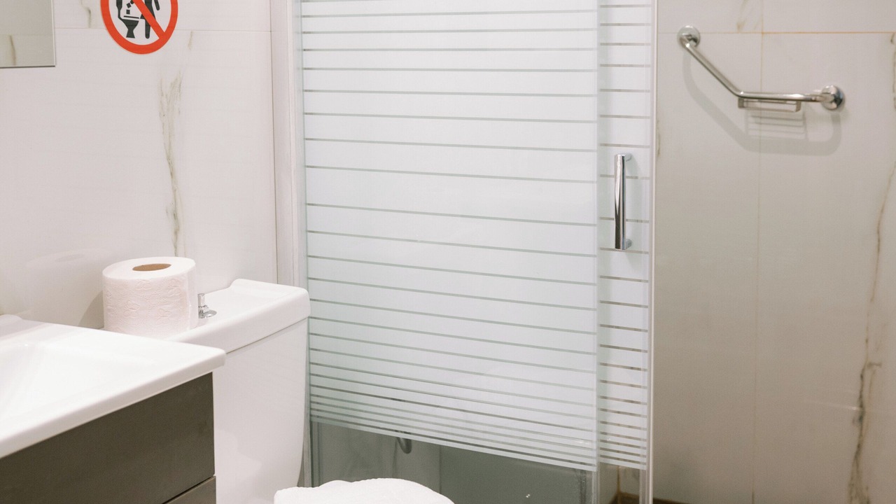 Photo of Bathroom in Alexandroupoli
