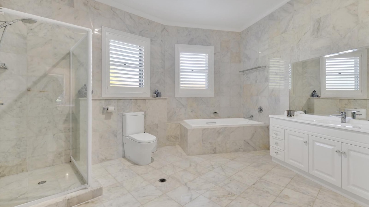 Photo of Bathroom in Cotswold Hills