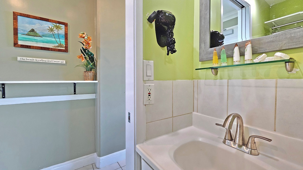 Photo of Bathroom in Waikiki