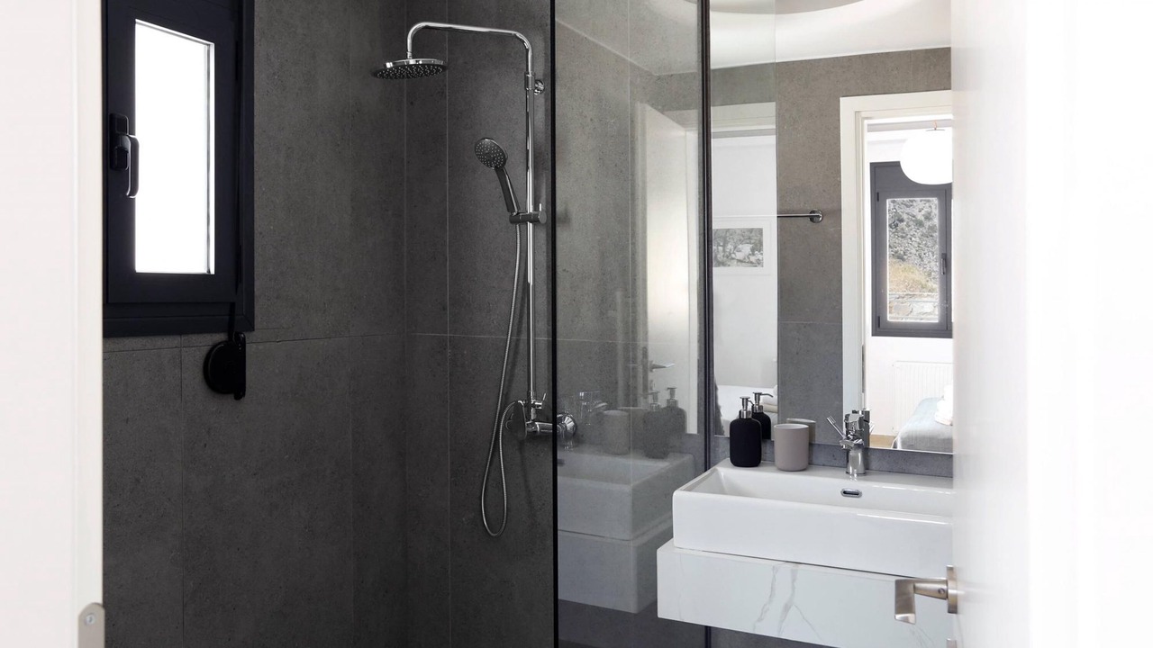 Photo of Bathroom in Vrachasi