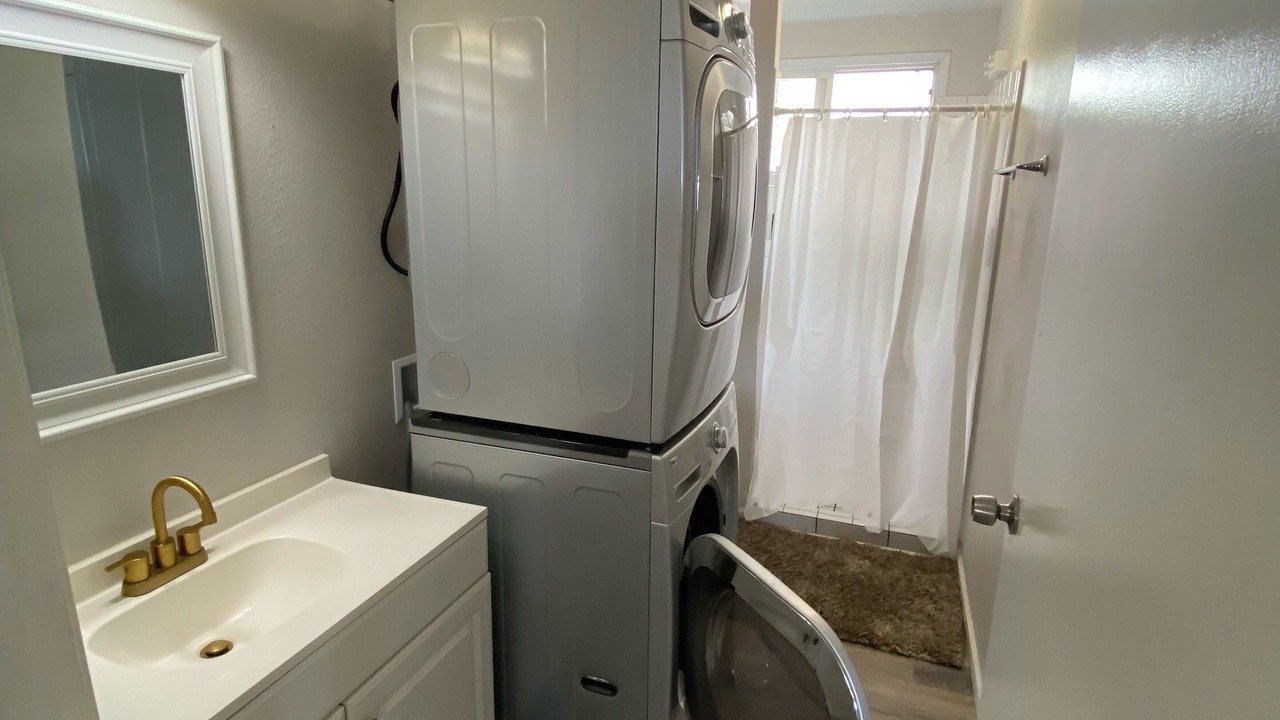 Photo of Bathroom in Ewa