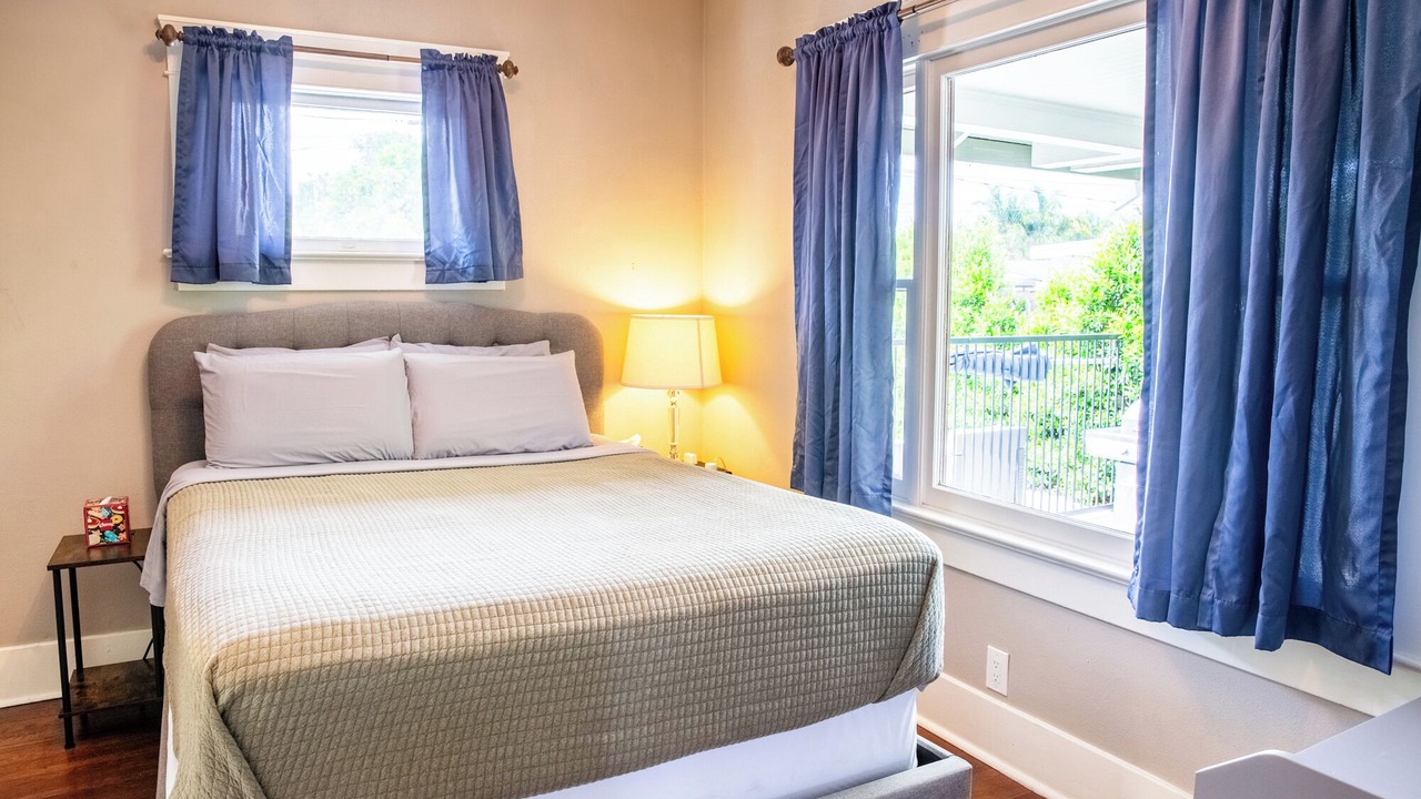 Photo of Bedroom in Anaheim Colony Historic District
