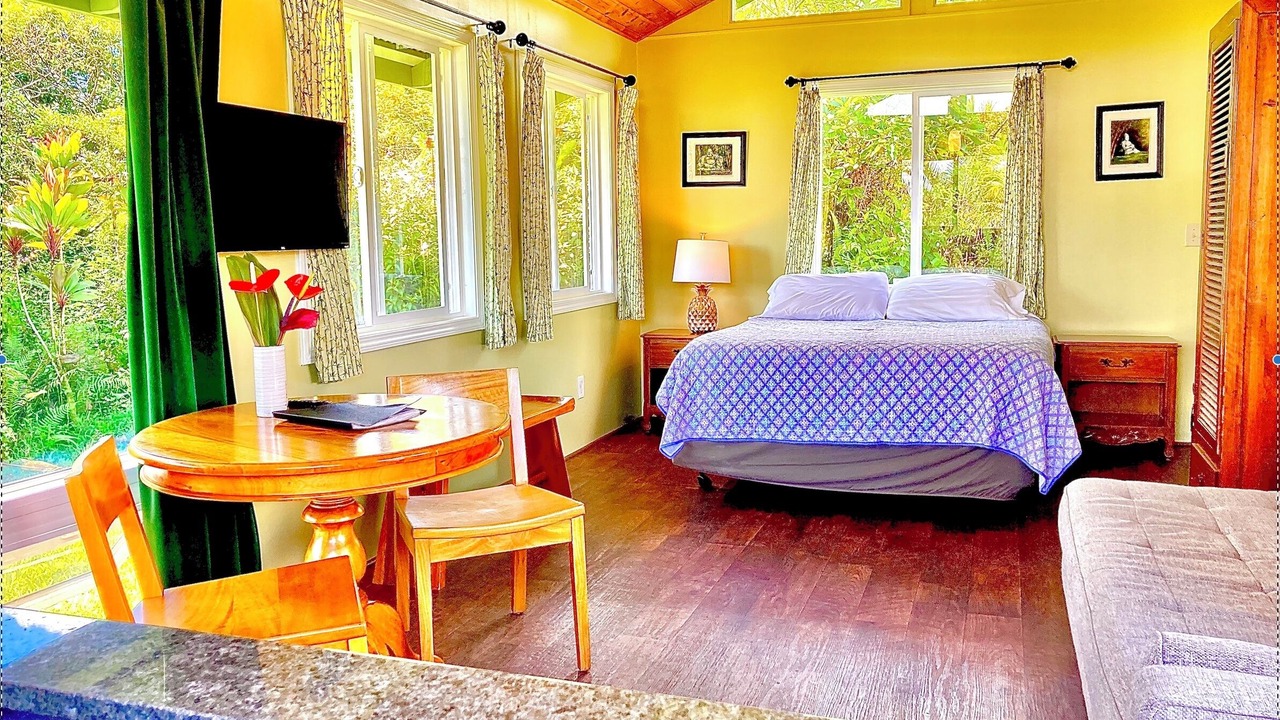 Photo of Bedroom in Pahoa
